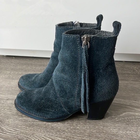 Acne Studios Blue Suede Boots - Picture 1 of 5